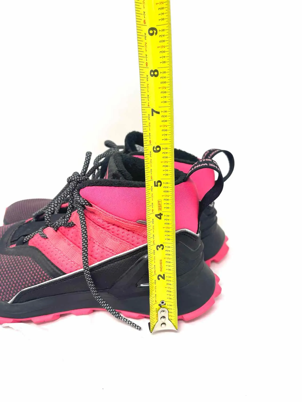 Adidas Size 6 Black/Pink Lace-Up Textured Shoes Sneakers