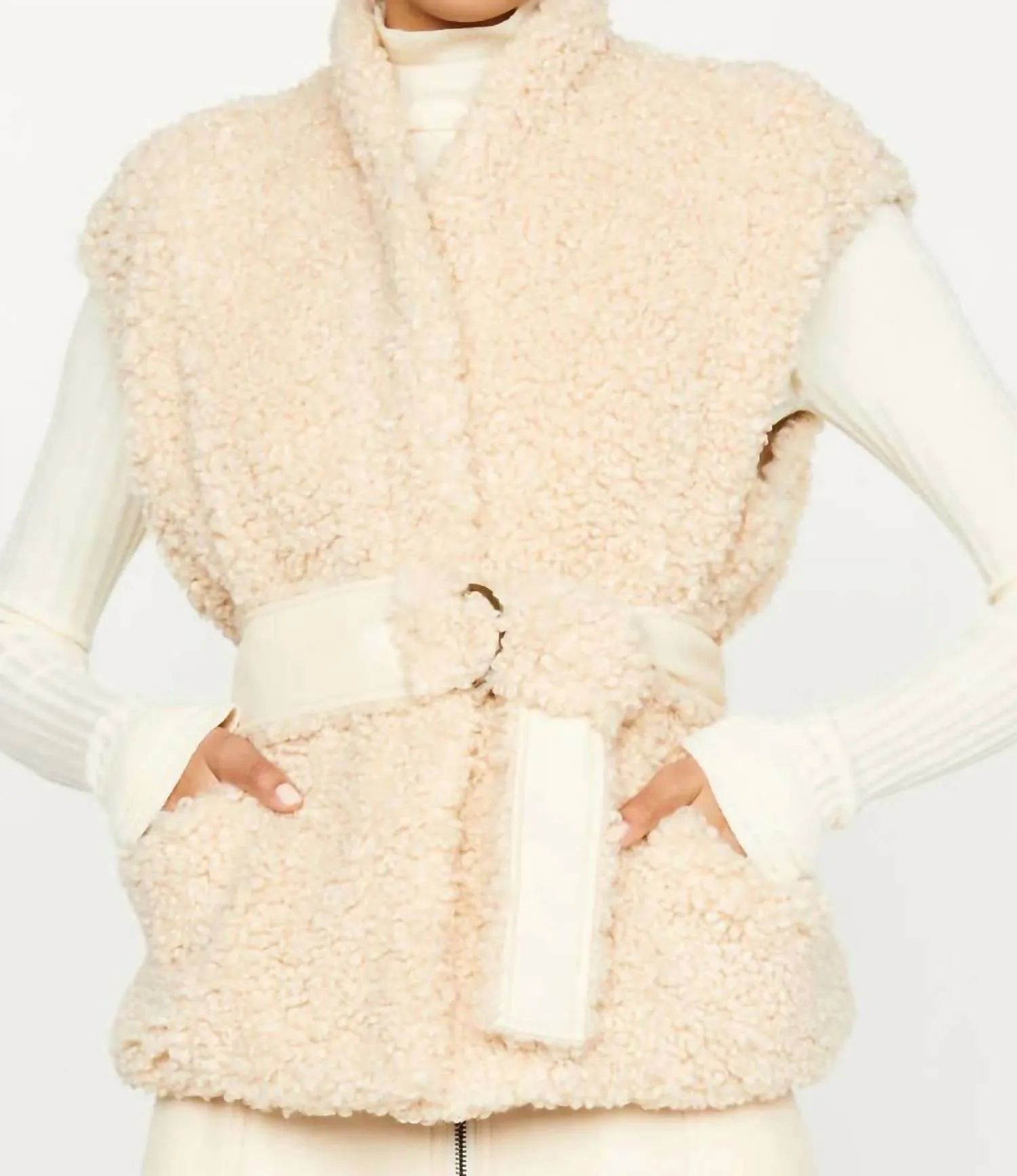 Astrid Vest In Sand