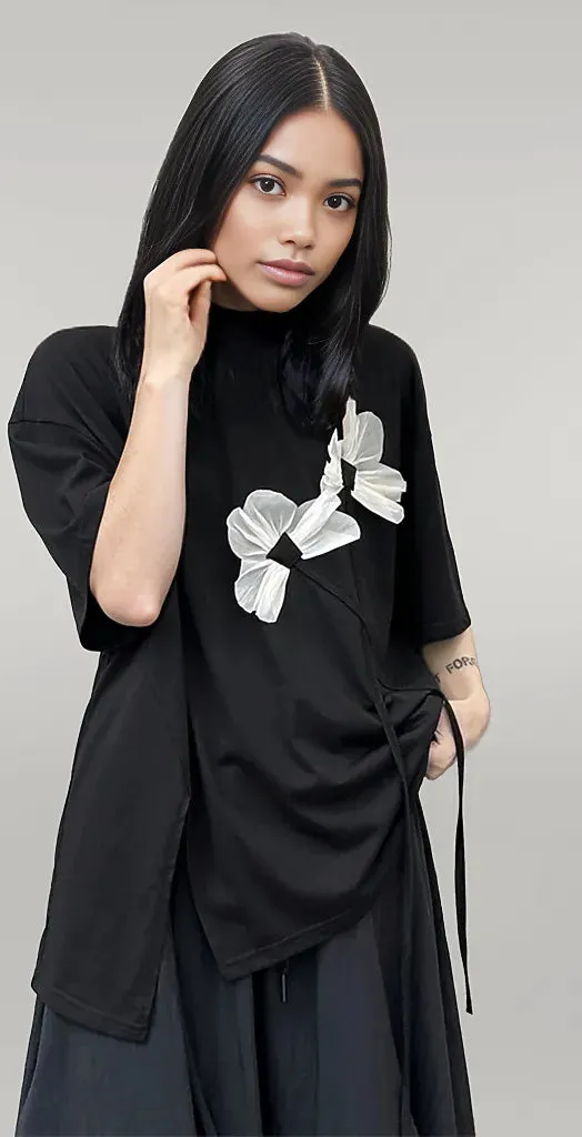 Casual Minimal Goth Flower T-shirt