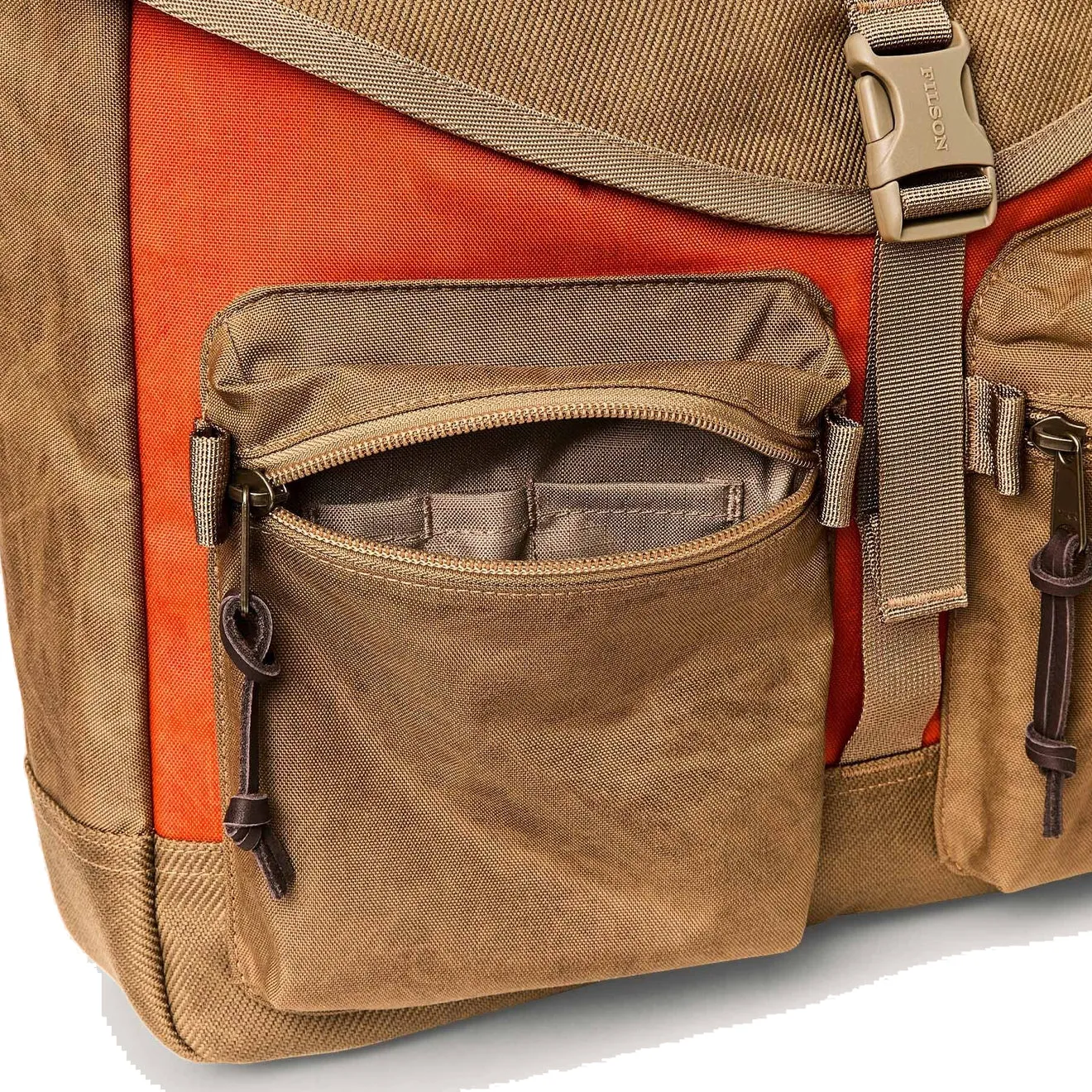 Filson Surveyor Messenger Bag Dark Tan / Flame Clothing Filson
