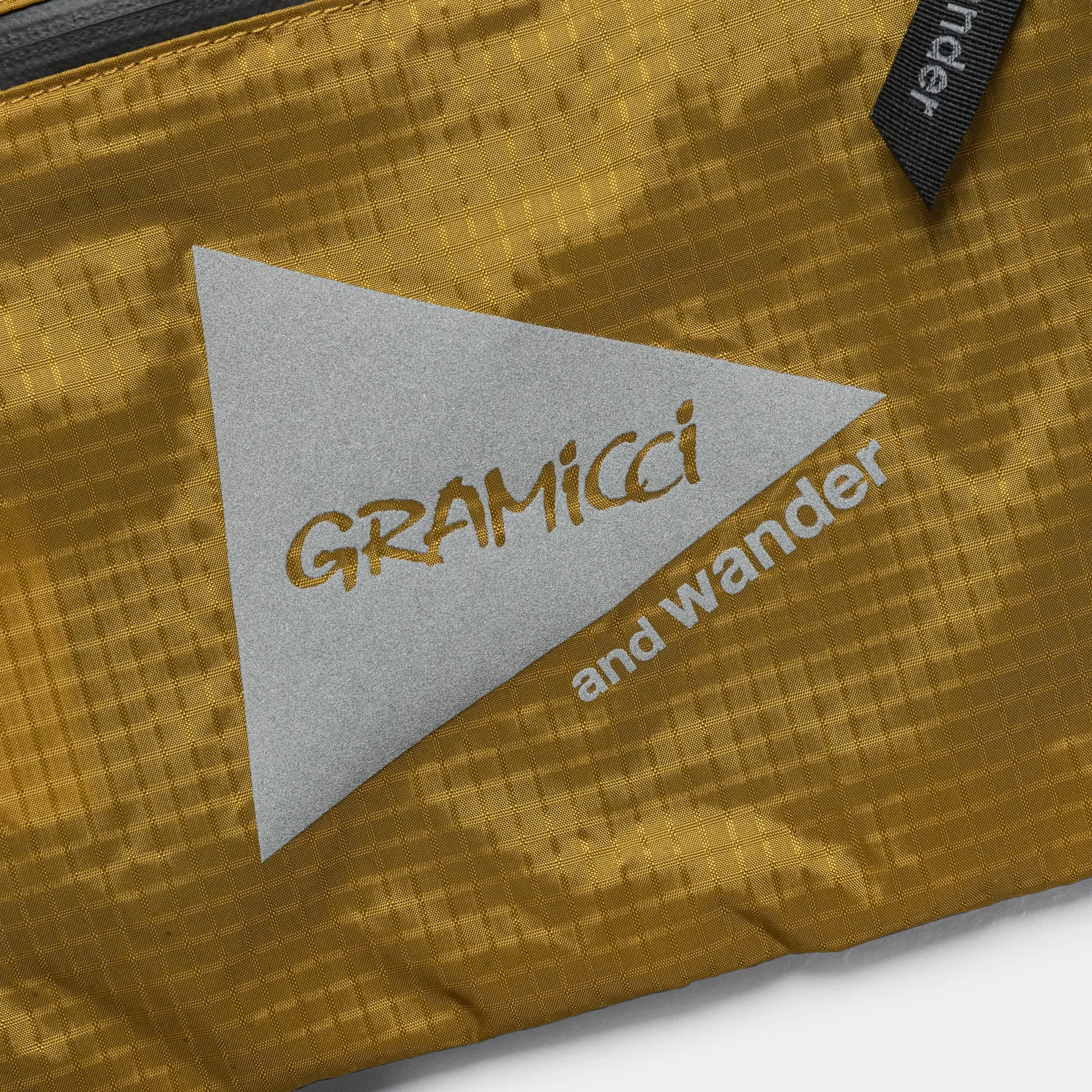 Gramicci Clothing Nylon Sacoche x and wander - Beige