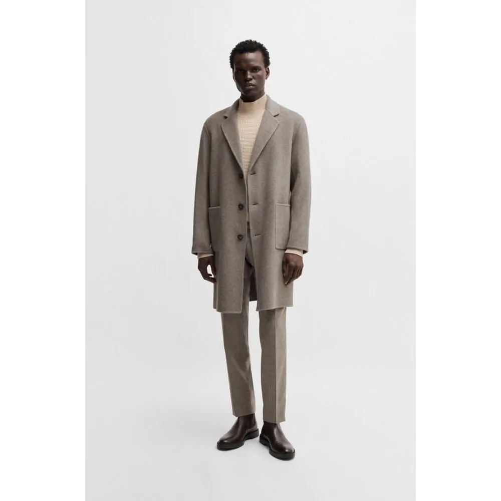 Relaxed-fit coat in a micro-patterned wool blend