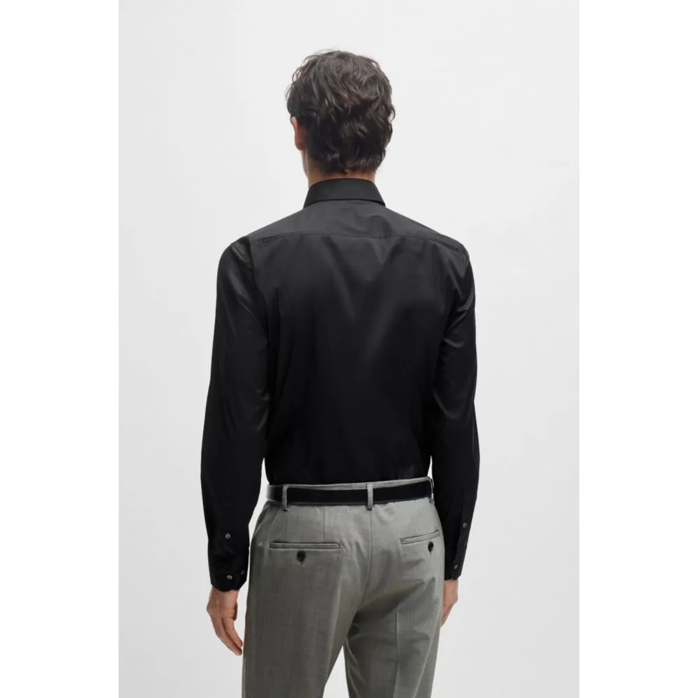 Slim-fit shirt in easy-iron poplin