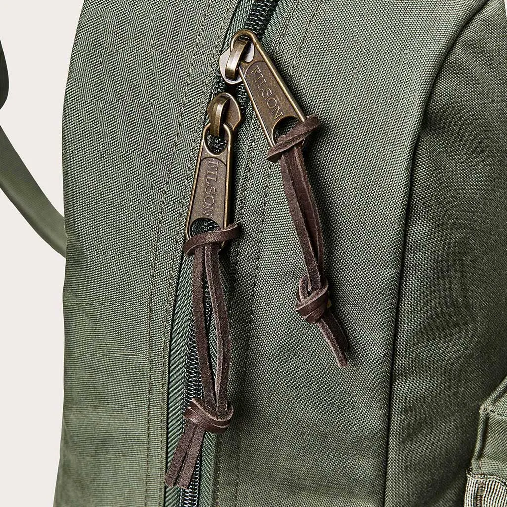 Surveyor 25L Backpack Filson Clothing